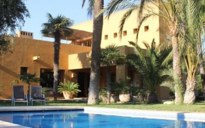 Herrliche Architekturvilla in Cala Bona, ideal für bis zu 8 Personen